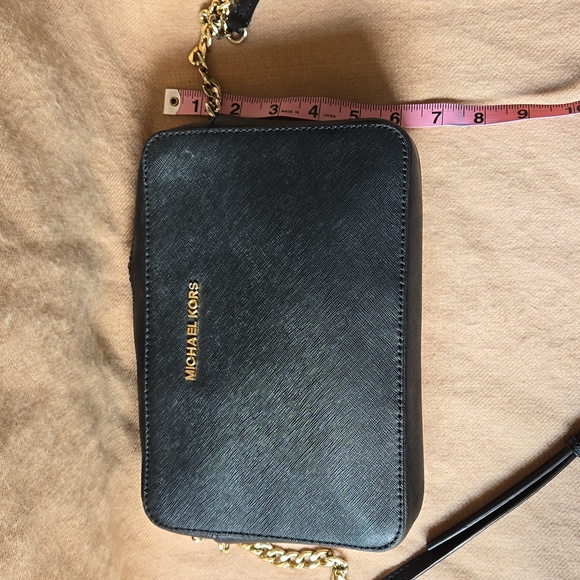 Michael Kors Jetset Crossbody - Picture 9 of 13